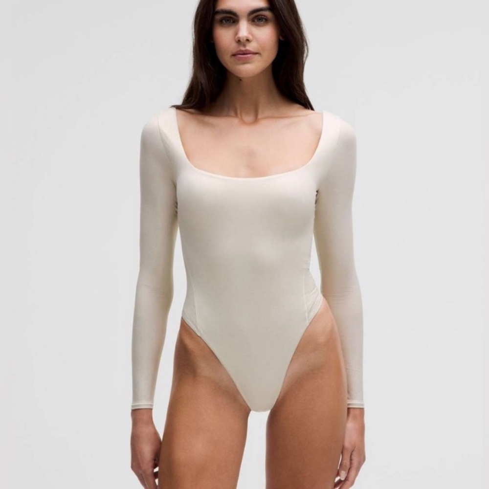 New Lululemon Wundermost Square-Neck Bodysuit Foil Bone. Sparkly. Large.